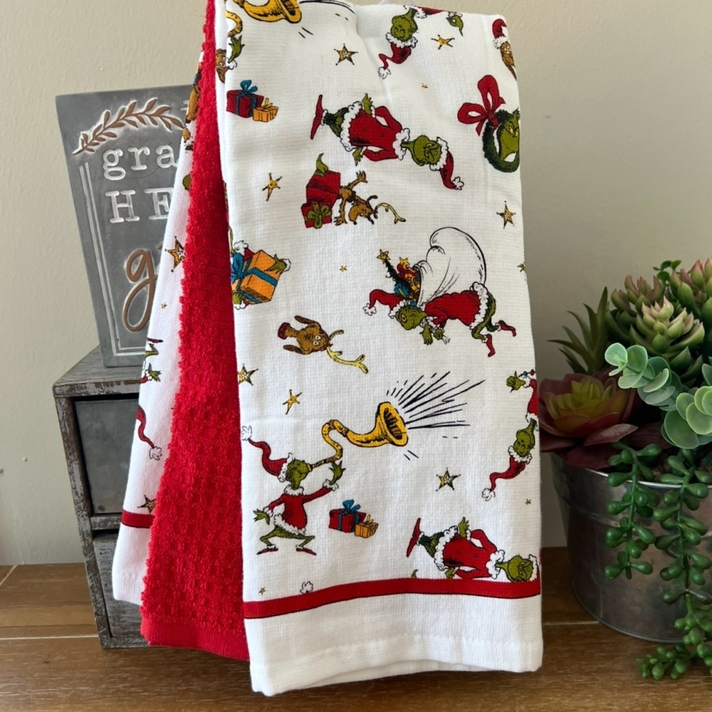 New Grinch Dr. Seuss 3 Pk Christmas Kitchen Towel Set